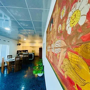 The Round , Kandy Sri Lanka